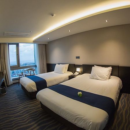 Gloucester Hotel Jeju by Eksteriør bilde