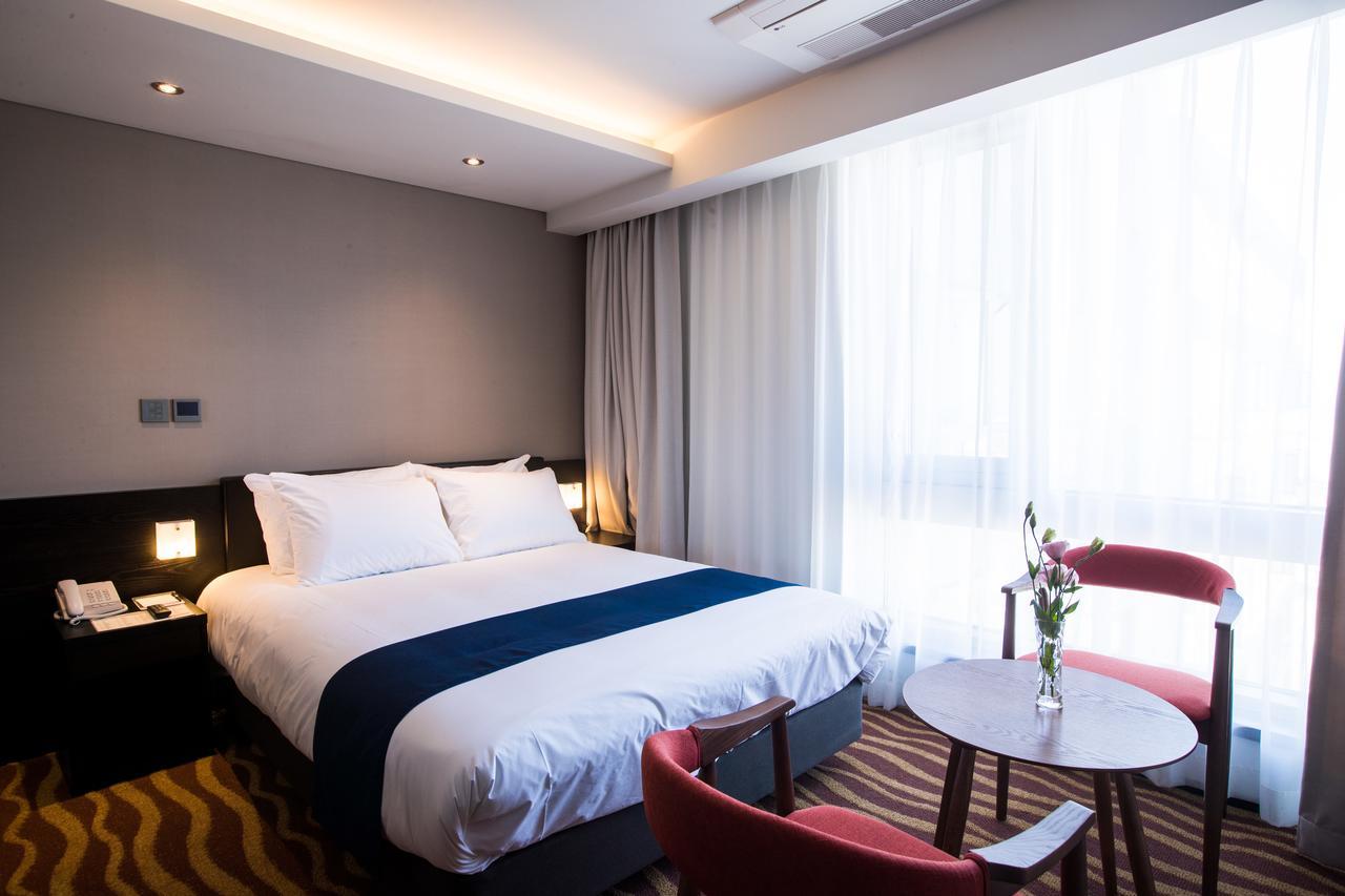 Gloucester Hotel Jeju by Eksteriør bilde