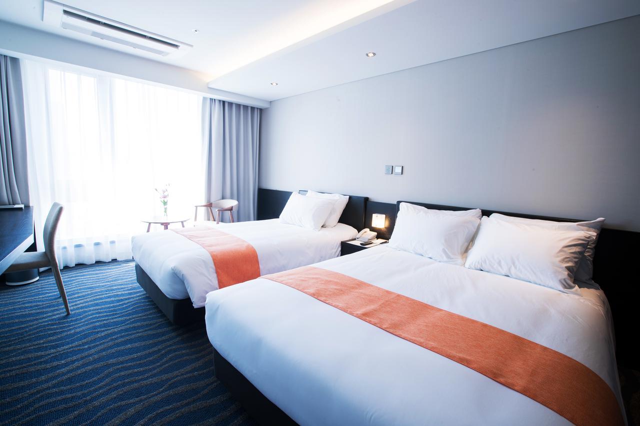 Gloucester Hotel Jeju by Eksteriør bilde