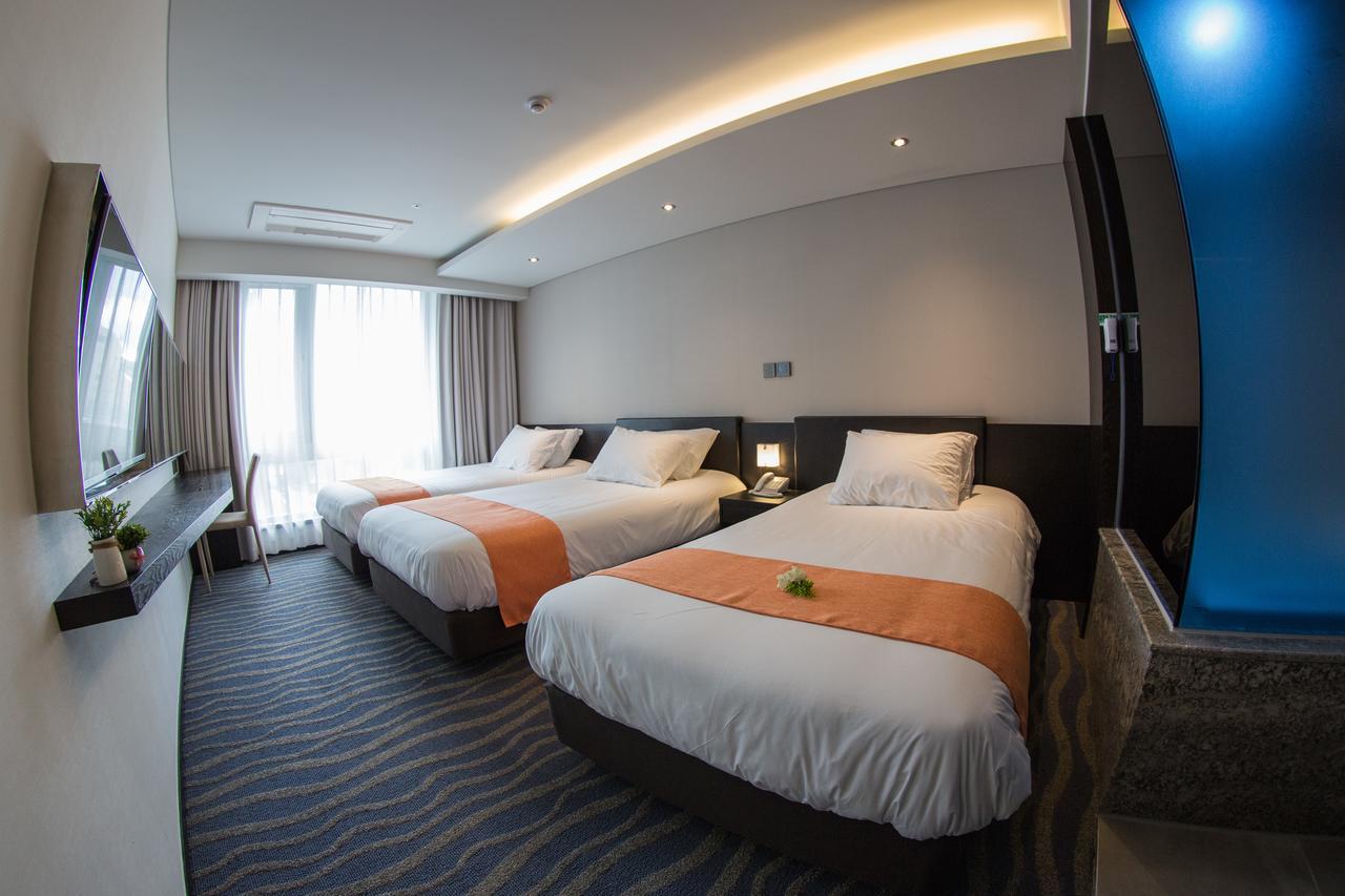 Gloucester Hotel Jeju by Eksteriør bilde