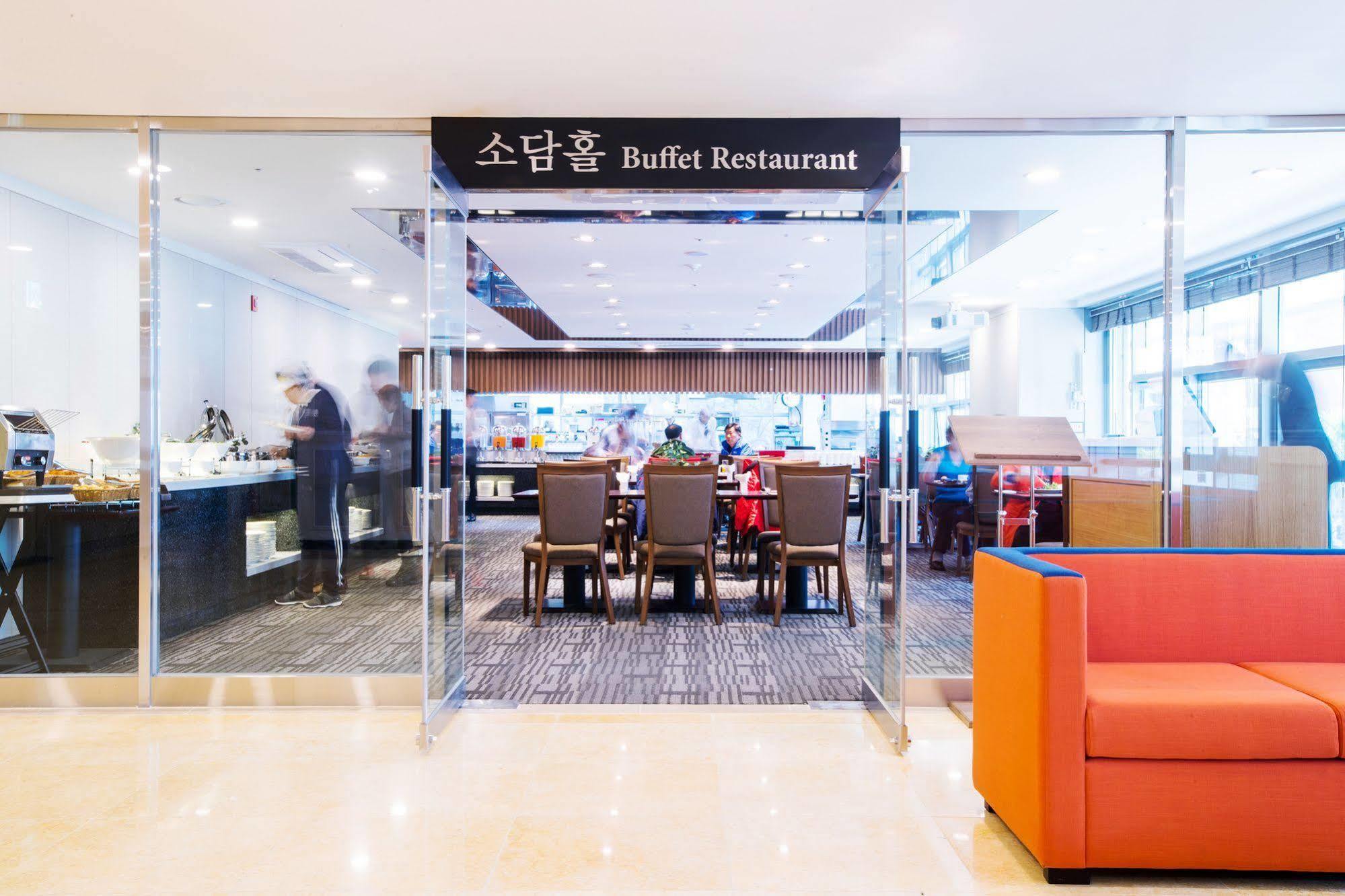 Gloucester Hotel Jeju by Eksteriør bilde